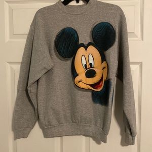 Disneyland Mickey Mouse crewneck!!